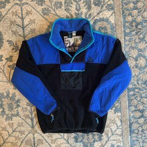 Vintage Nike ACG Devil’s Tower Wyoming Fleece Pull